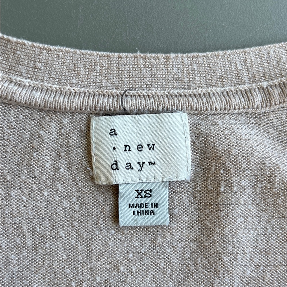 Neutral Open front light knit cardigan XS cozy winter casual quiet luxury office - Picture 7 of 10